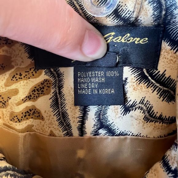 3/$15 Jackets Galore Animal Print Zip Up Jacket - Picture 5 of 7